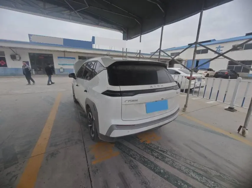 2024 Leapmotor C11 1.5L 95HP L4 REEV 43.74KWH,autocango,china used car exporter,china ev exporter,chinese used car exporter,chinese used ev exporter