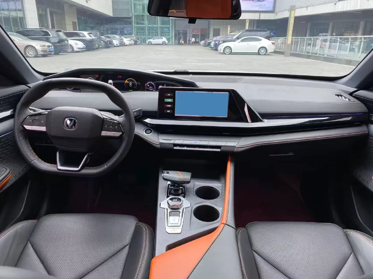 2023 ChangAn UNI-V iDD 1.5T 170HP L4 6TCT PHEV 18.4KWH,autocango,china used car exporter,china ev exporter,chinese used car exporter,chinese used ev exporter