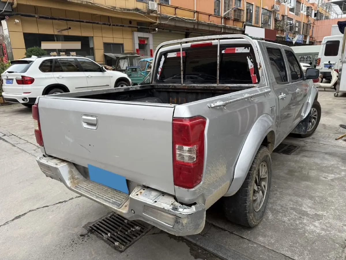 2018 Dongfeng RuiQi 2.5T 140HP L4 6MT,autocango,china used car exporter,china ev exporter,chinese used car exporter,chinese used ev exporter