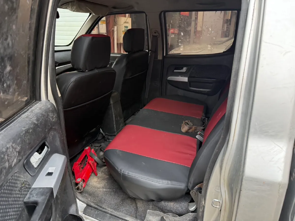 2018 Dongfeng RuiQi 2.5T 140HP L4 6MT,autocango,china used car exporter,china ev exporter,chinese used car exporter,chinese used ev exporter