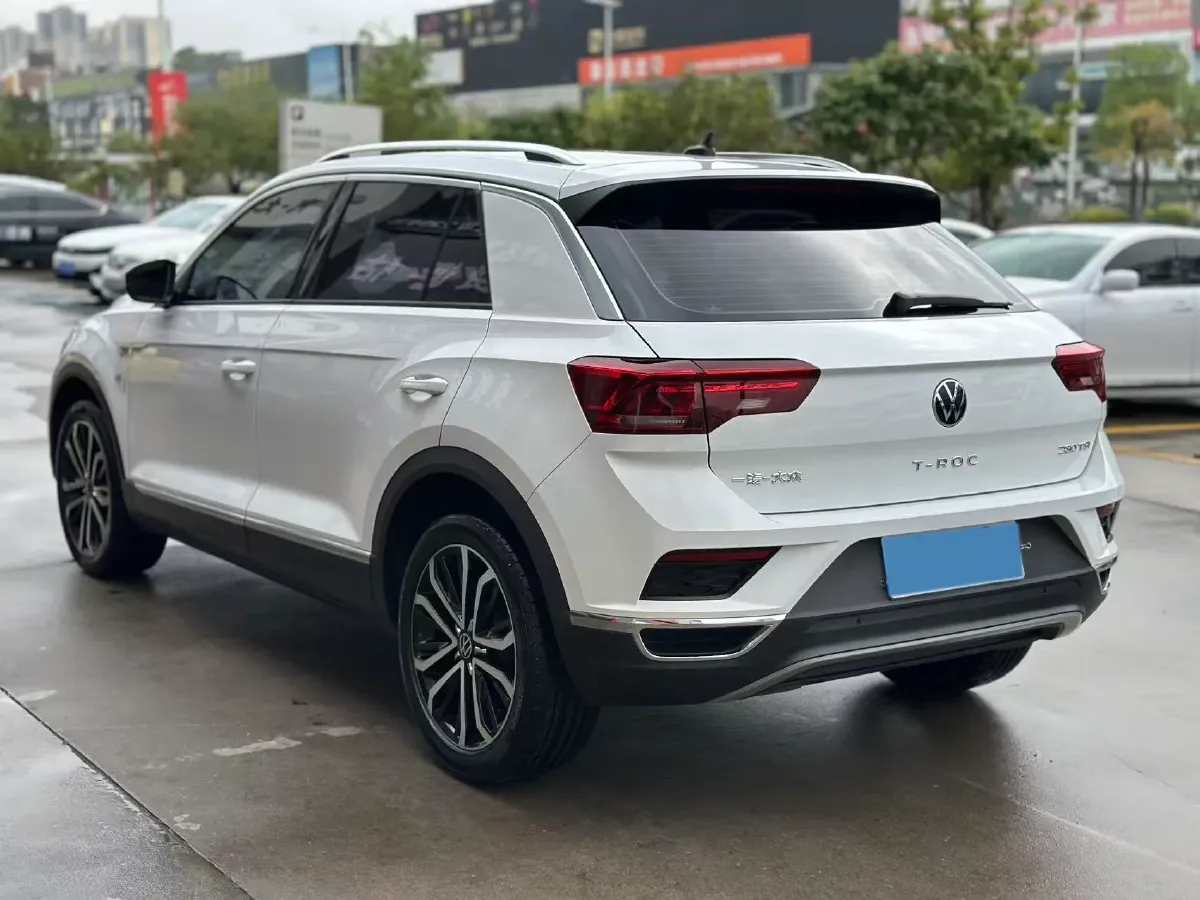 2022 Volkswagen T-Roc 1.4T 150HP L4 7DCT,autocango,china used car exporter,china ev exporter,chinese used car exporter,chinese used ev exporter
