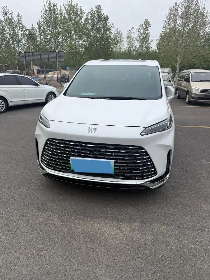 2025 Buick GL8 2.0T 237HP L4 9AT,autocango,china used car exporter,china ev exporter,chinese used car exporter,chinese used ev exporter