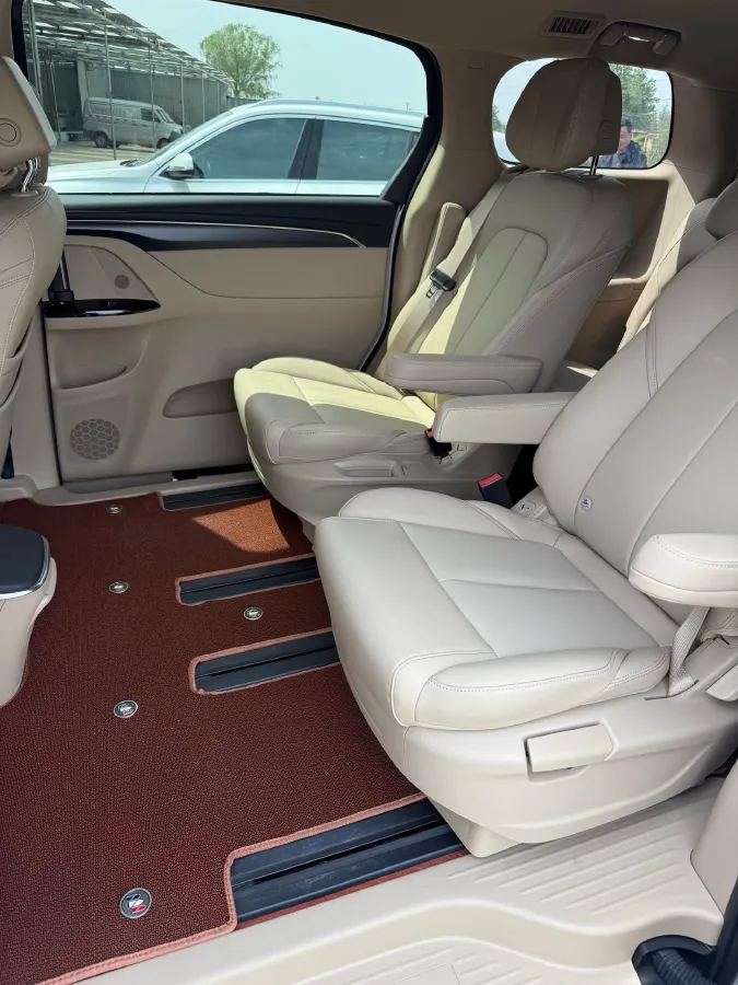 2025 Buick GL8 2.0T 237HP L4 9AT,autocango,china used car exporter,china ev exporter,chinese used car exporter,chinese used ev exporter