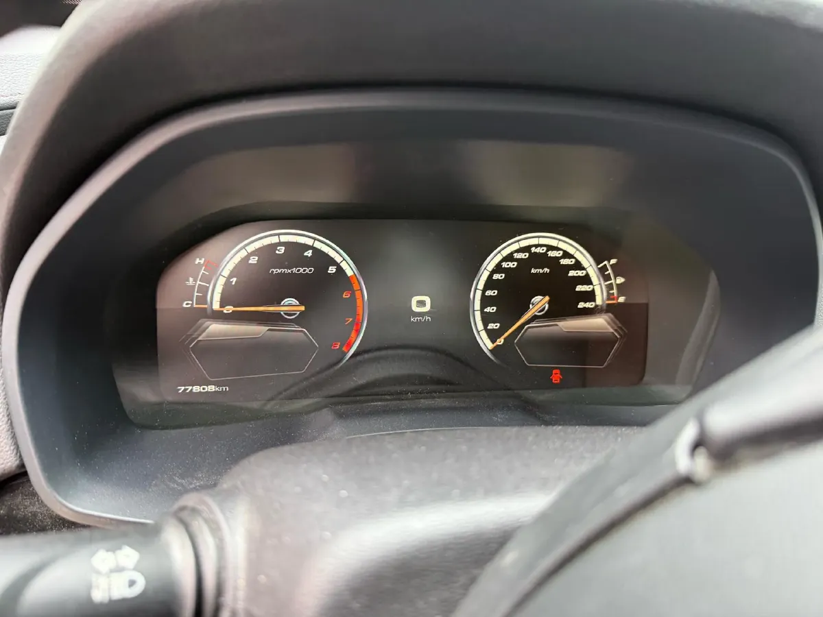 2017 WEY VV7 2.0T 234HP L4 7DCT,autocango,china used car exporter,china ev exporter,chinese used car exporter,chinese used ev exporter