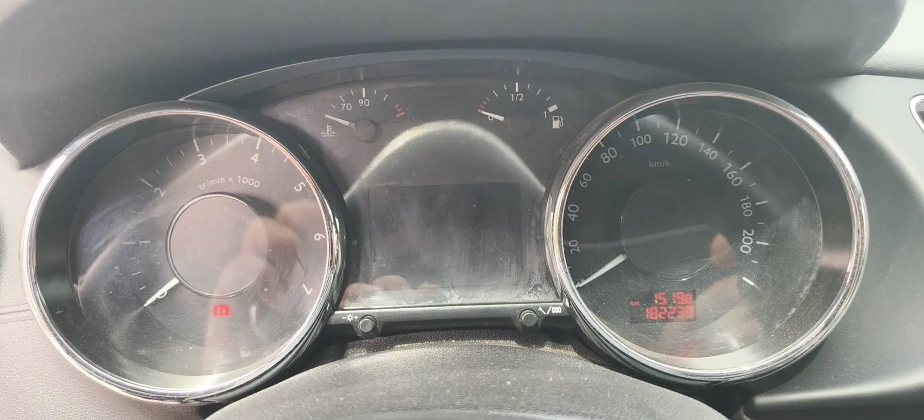 2019 Peugeot 3008 1.6T 167HP L4 6AT,autocango,china used car exporter,china ev exporter,chinese used car exporter,chinese used ev exporter