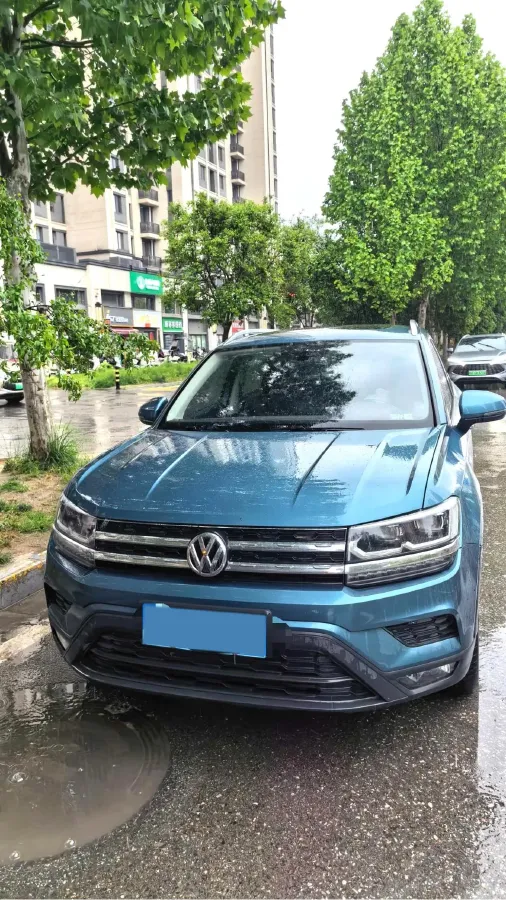 2019 MINI MINI 1.5T 102HP L3 7DCT,autocango,china used car exporter,china ev exporter,chinese used car exporter,chinese used ev exporter