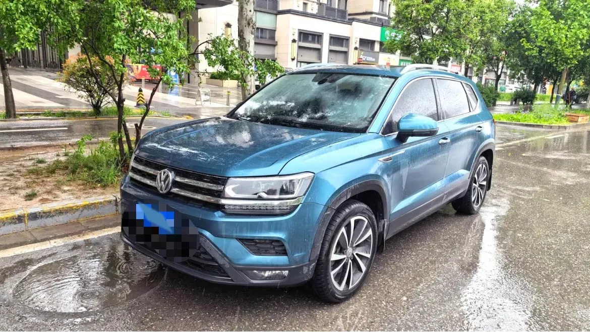 2019 MINI MINI 1.5T 102HP L3 7DCT,autocango,china used car exporter,china ev exporter,chinese used car exporter,chinese used ev exporter