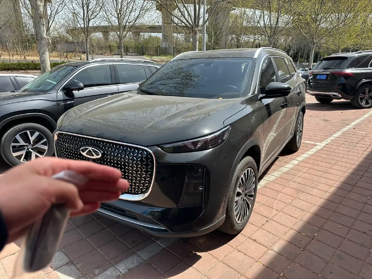 2025 Chery Tiggo8 PLUS C-DM 1.5T 156HP L4 1DHT PHEV,autocango,china used car exporter,china ev exporter,chinese used car exporter,chinese used ev exporter