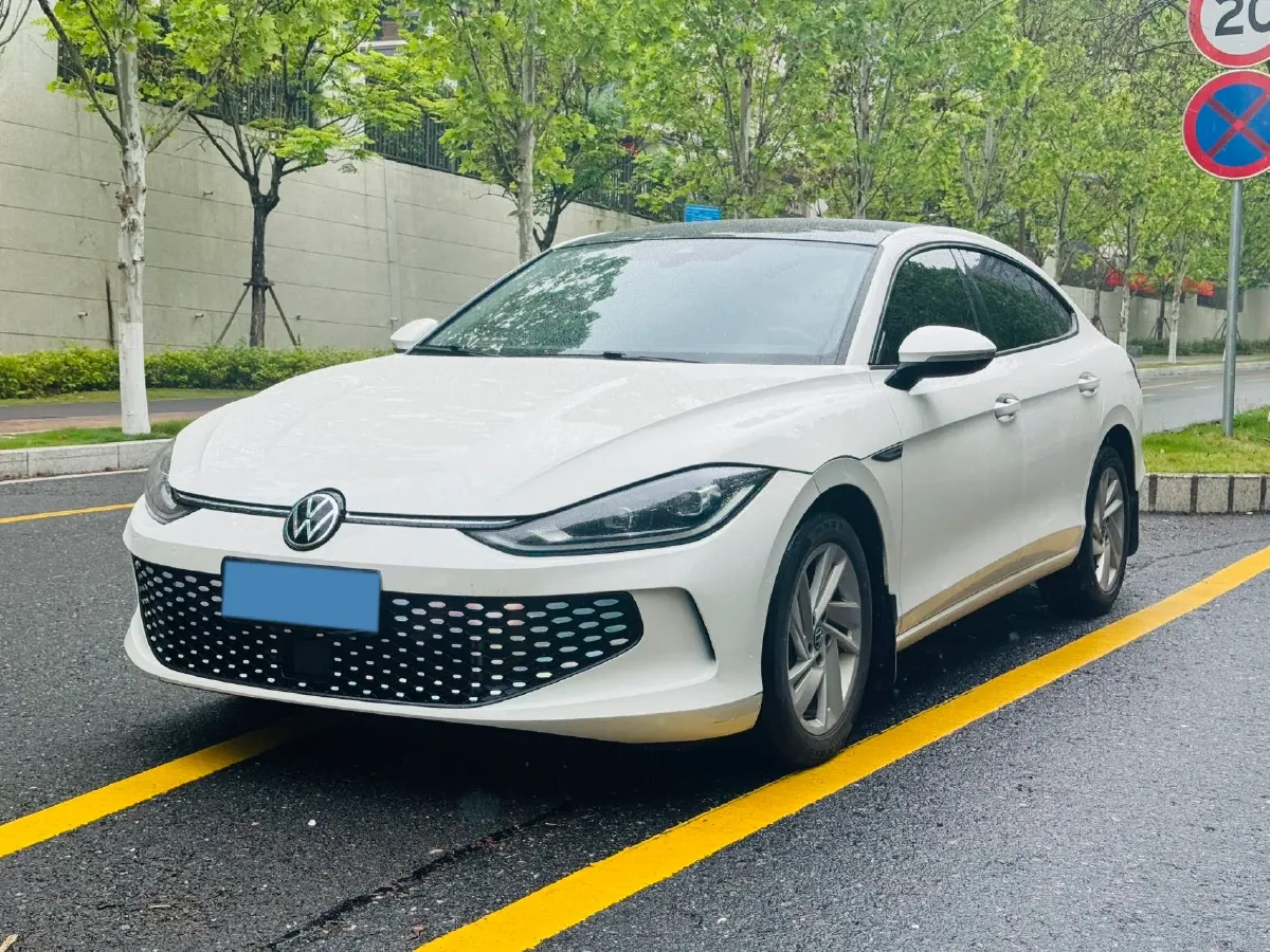 2023 Volkswagen Lamando 1.4T 150HP L4 7DCT,autocango,china used car exporter,china ev exporter,chinese used car exporter,chinese used ev exporter