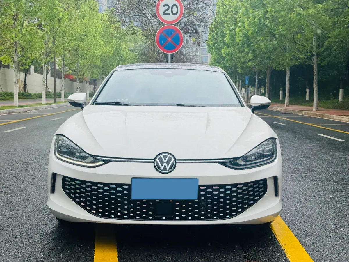 2023 Volkswagen Lamando 1.4T 150HP L4 7DCT,autocango,china used car exporter,china ev exporter,chinese used car exporter,chinese used ev exporter