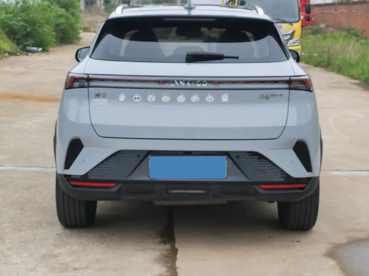 2024 LYNK&CO 06 EM-P 1.5L 120HP L4 3DHT PHEV 19.09KWH,autocango,china used car exporter,china ev exporter,chinese used car exporter,chinese used ev exporter