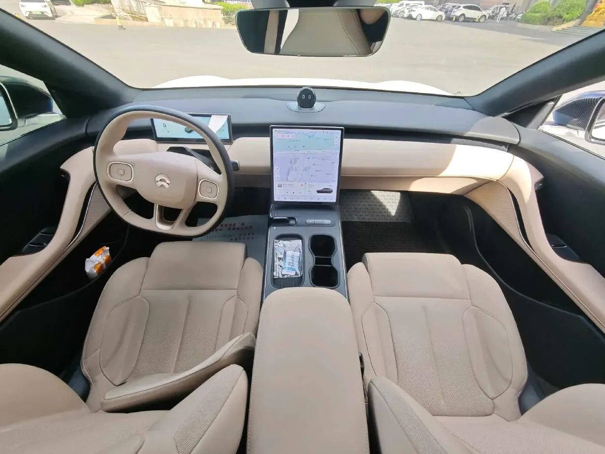 2024 NIO ET5T BEV 75KWH,autocango,china used car exporter,china ev exporter,chinese used car exporter,chinese used ev exporter