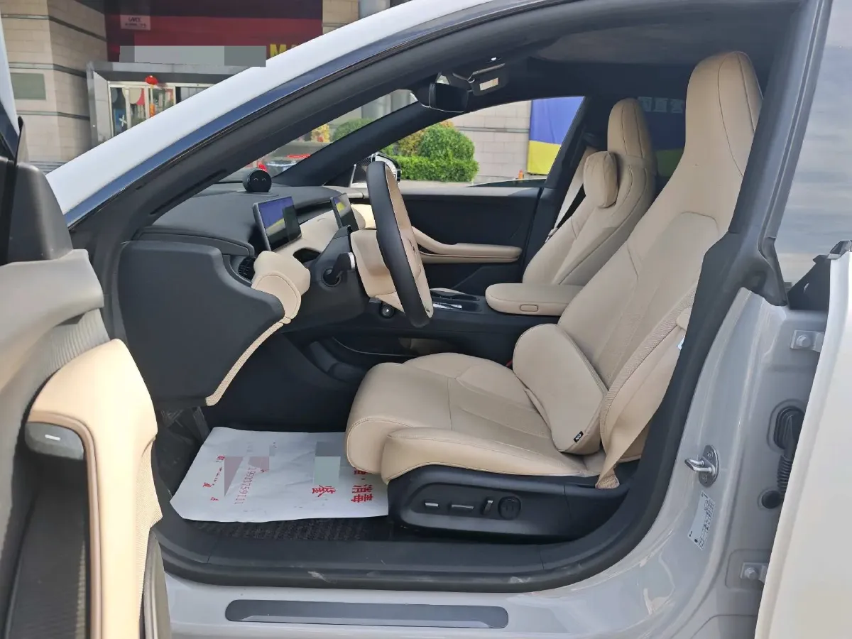 2024 NIO ET5T BEV 75KWH,autocango,china used car exporter,china ev exporter,chinese used car exporter,chinese used ev exporter