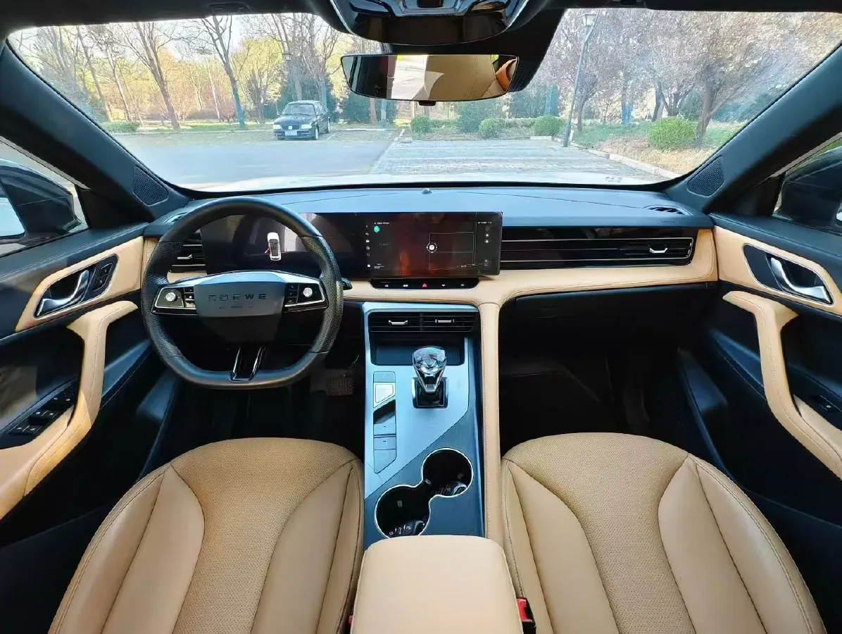 2023 Roewe RX5 1.5T 188HP L4 7DCT,autocango,china used car exporter,china ev exporter,chinese used car exporter,chinese used ev exporter