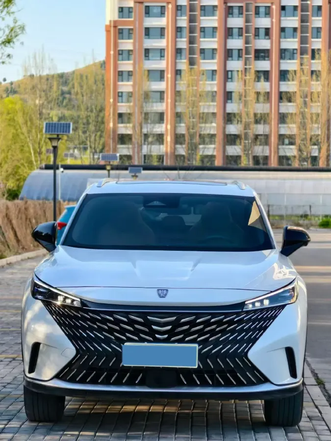 2023 Roewe RX5 1.5T 188HP L4 7DCT,autocango,china used car exporter,china ev exporter,chinese used car exporter,chinese used ev exporter
