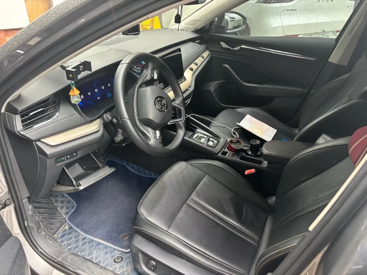 2021 Skoda Octavia 1.4T 150HP L4 7DCT,autocango,china used car exporter,china ev exporter,chinese used car exporter,chinese used ev exporter