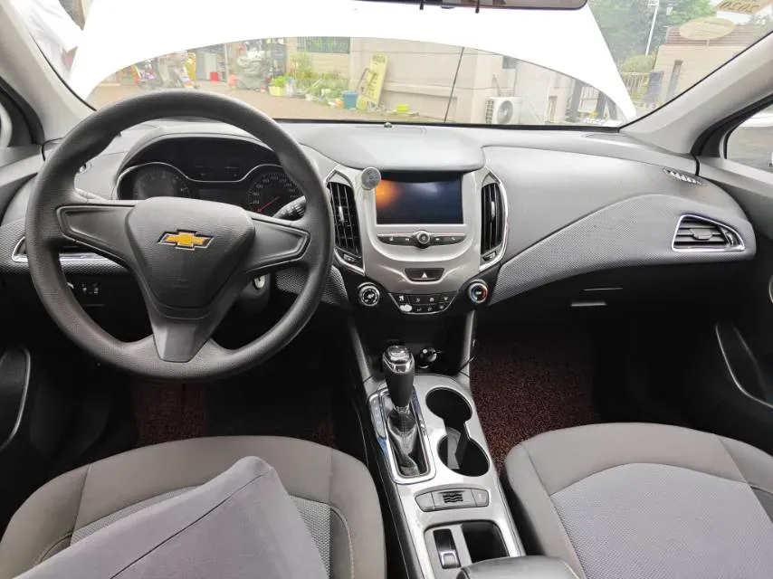 2018 Chevrolet Cruze 1.5L 114HP L4 6AT,autocango,china used car exporter,china ev exporter,chinese used car exporter,chinese used ev exporter