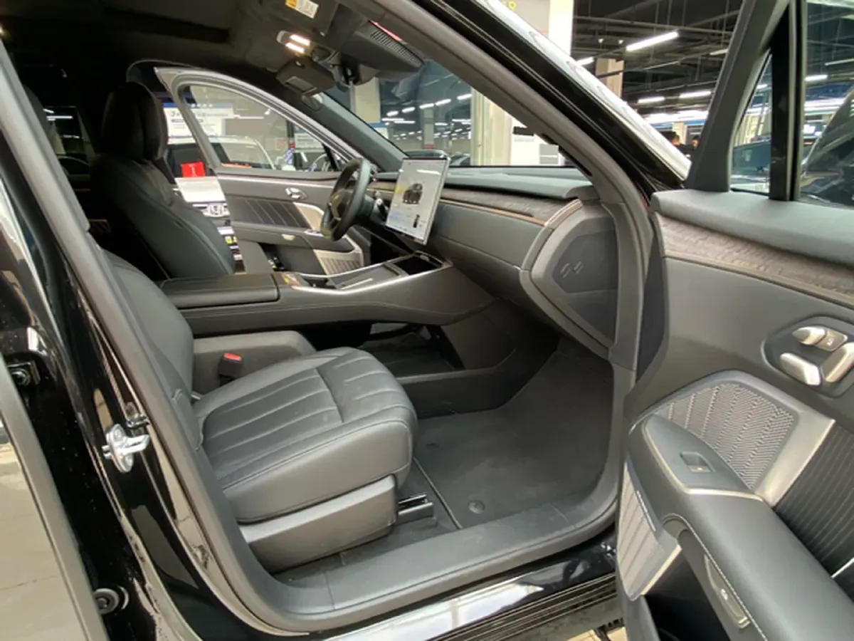 2025 ONVO L90 BEV,autocango,china used car exporter,china ev exporter,chinese used car exporter,chinese used ev exporter