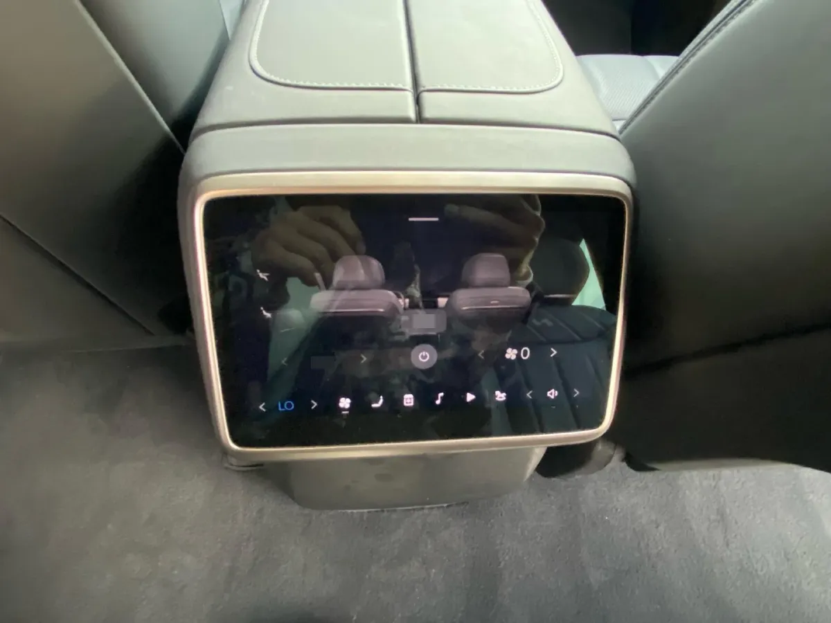 2025 ONVO L90 BEV,autocango,china used car exporter,china ev exporter,chinese used car exporter,chinese used ev exporter