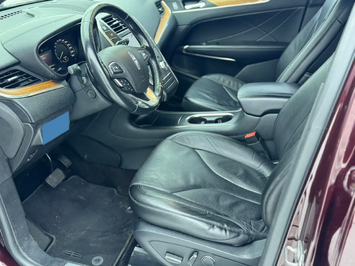 2017 Lincoln MKC 2.0T 203HP L4 6AT,autocango,china used car exporter,china ev exporter,chinese used car exporter,chinese used ev exporter