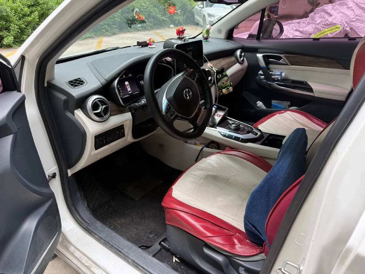 2018 BeiJing Auto EU5 BEV 53.66KWH,autocango,china used car exporter,china ev exporter,chinese used car exporter,chinese used ev exporter