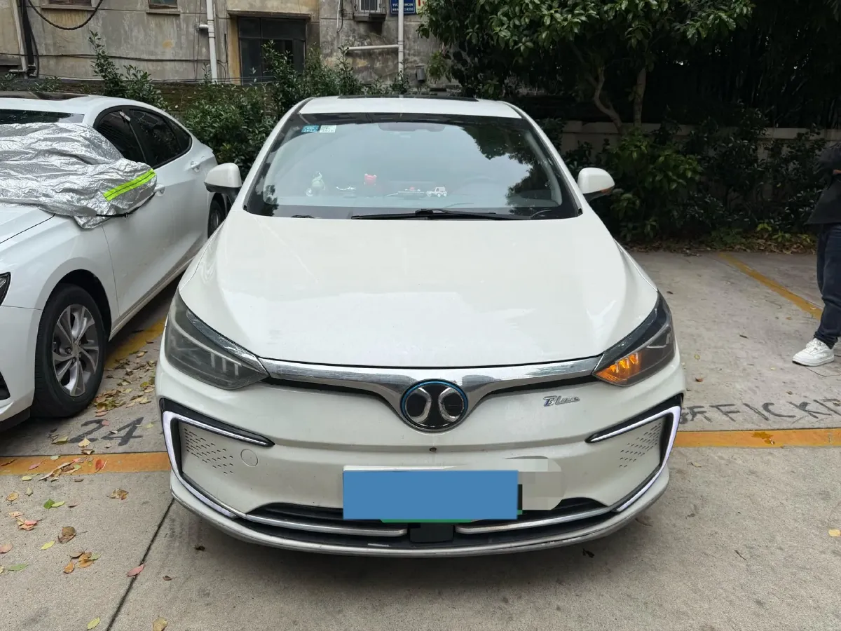 2018 BeiJing Auto EU5 BEV 53.66KWH,autocango,china used car exporter,china ev exporter,chinese used car exporter,chinese used ev exporter