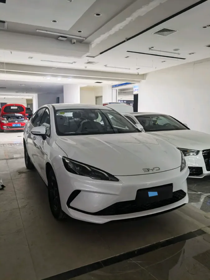 2025 BYD Seal05 DM-i 1.5L 101HP L4 E-CVT PHEV 7.68KWH,autocango,china used car exporter,china ev exporter,chinese used car exporter,chinese used ev exporter