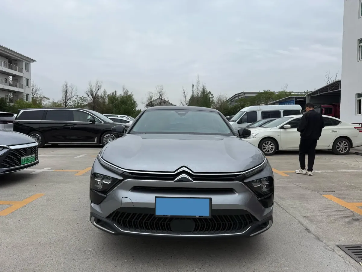 2021 Citroen C5 X 1.6T 175HP L4 8AT,autocango,china used car exporter,china ev exporter,chinese used car exporter,chinese used ev exporter