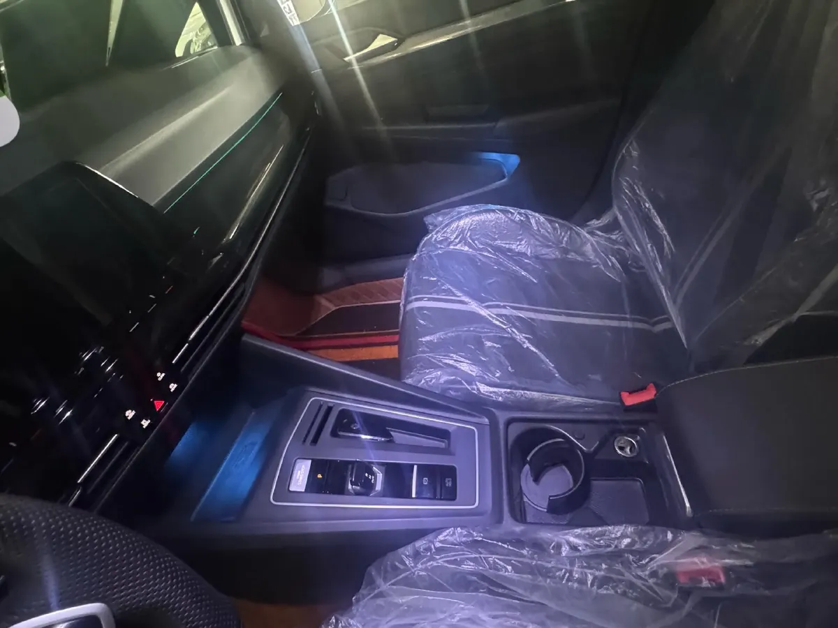 2023 Volkswagen Golf 1.4T 150HP L4 7DCT,autocango,china used car exporter,china ev exporter,chinese used car exporter,chinese used ev exporter