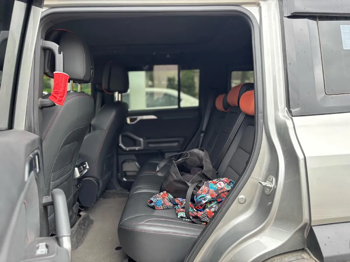 2023 Jetour Traveller 2.0T 254HP L4 7DCT,autocango,china used car exporter,china ev exporter,chinese used car exporter,chinese used ev exporter