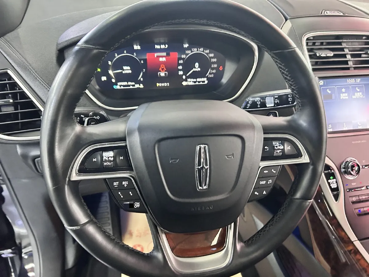 2019 Lincoln Nautilus 2.0T 235HP L4 8AT,autocango,china used car exporter,china ev exporter,chinese used car exporter,chinese used ev exporter