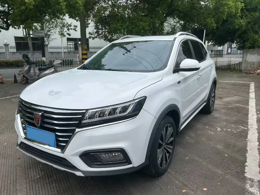 2020 Roewe i6 1.5T 169HP L4 7DCT,autocango,china used car exporter,china ev exporter,chinese used car exporter,chinese used ev exporter