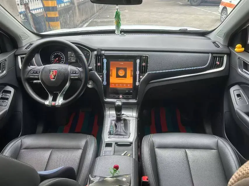 2020 Roewe i6 1.5T 169HP L4 7DCT,autocango,china used car exporter,china ev exporter,chinese used car exporter,chinese used ev exporter