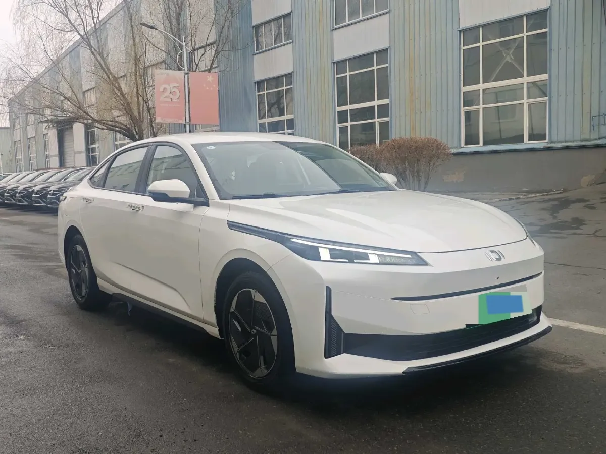 2024 ChangAn QiYuan A05 1.5L 110HP L4 E-CVT PHEV 9.07KWH,autocango,china used car exporter,china ev exporter,chinese used car exporter,chinese used ev exporter
