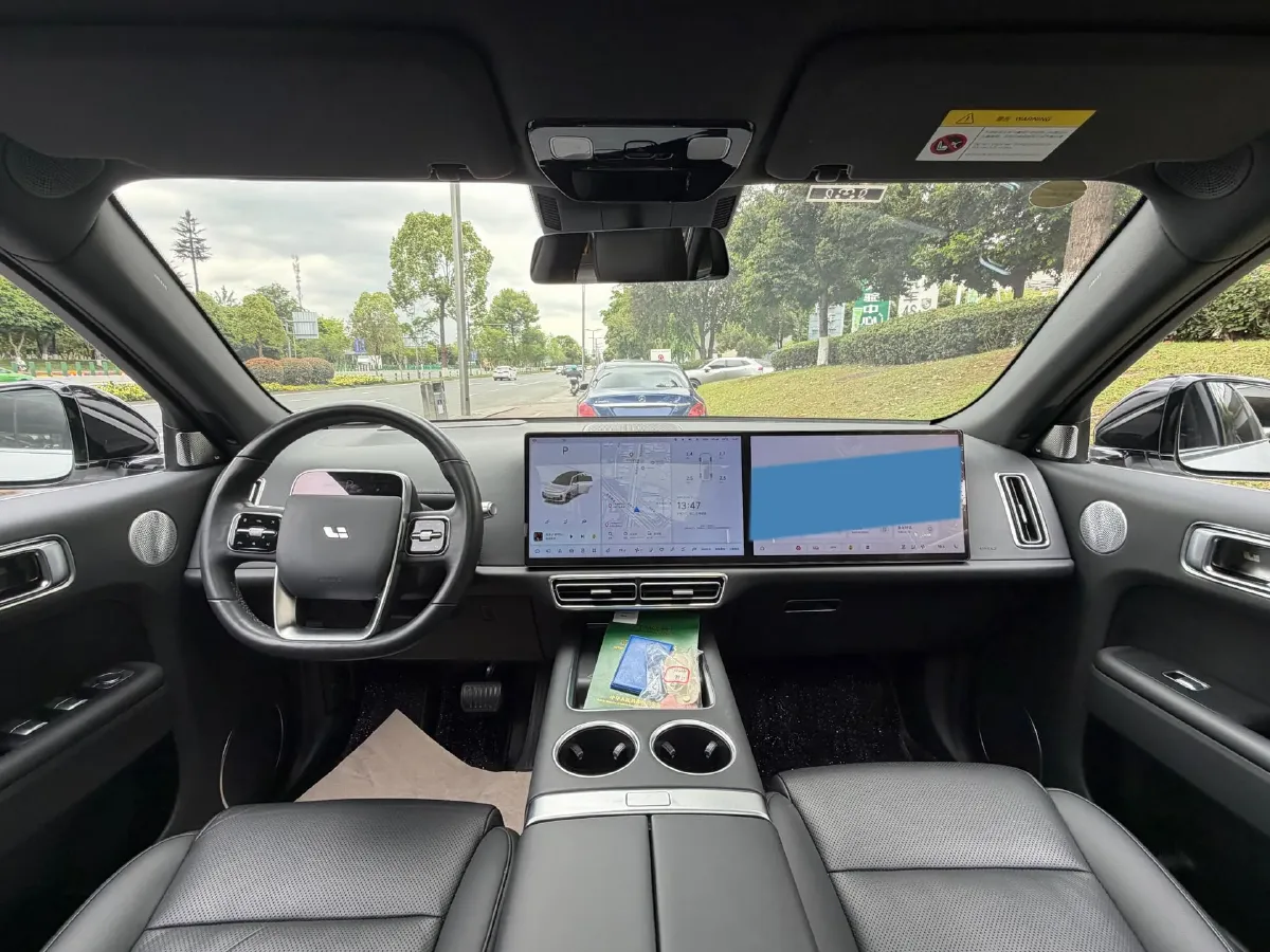 2023 Li L7 Range Extended 154HP REEV 40.9KWH,autocango,china used car exporter,china ev exporter,chinese used car exporter,chinese used ev exporter