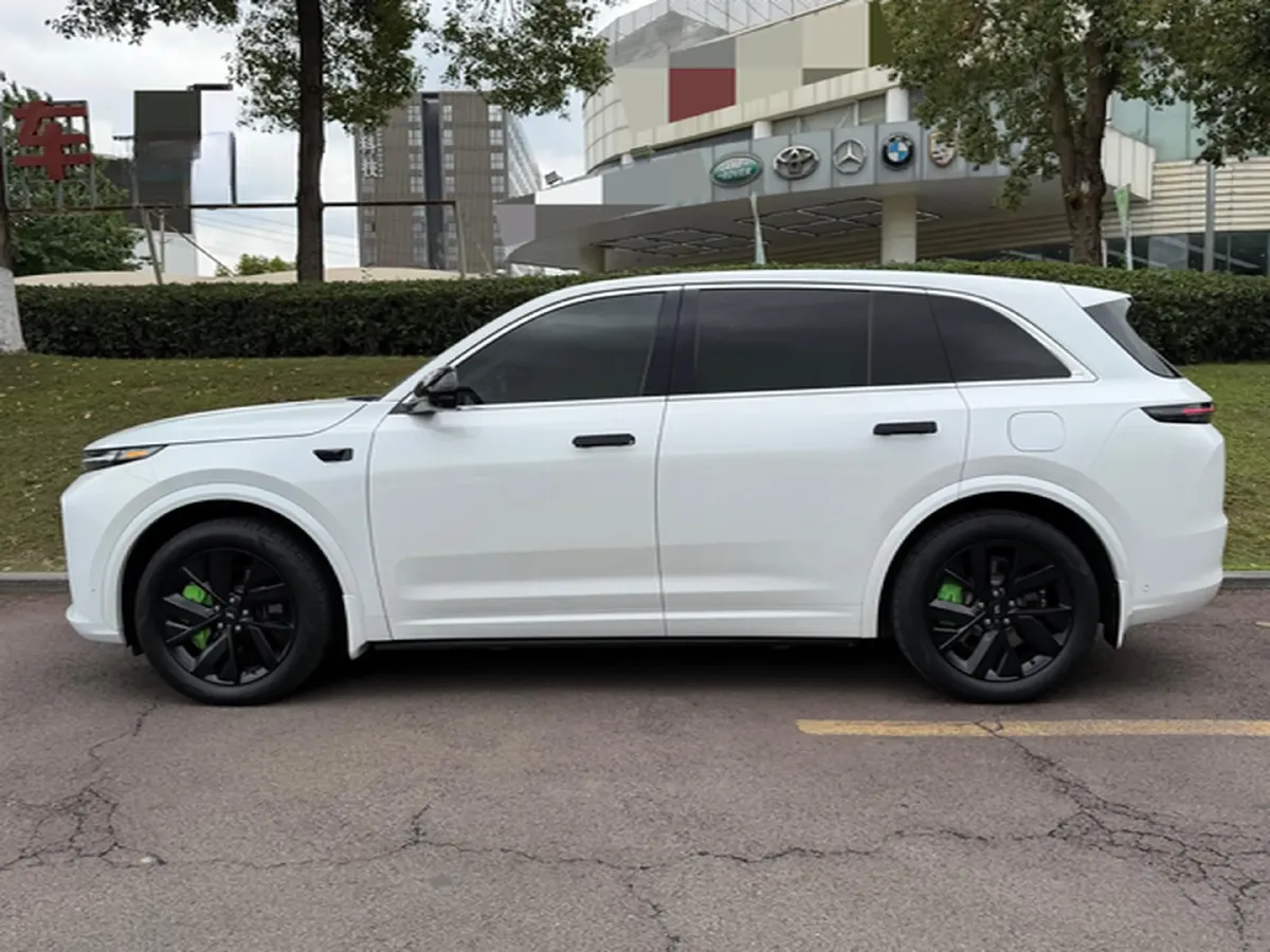 2023 Li L7 Range Extended 154HP REEV 40.9KWH,autocango,china used car exporter,china ev exporter,chinese used car exporter,chinese used ev exporter