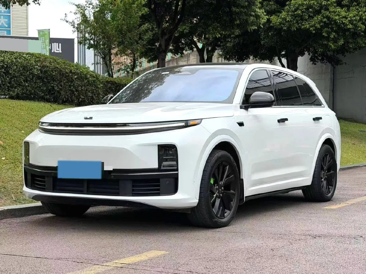 2023 Li L7 Range Extended 154HP REEV 40.9KWH,autocango,china used car exporter,china ev exporter,chinese used car exporter,chinese used ev exporter