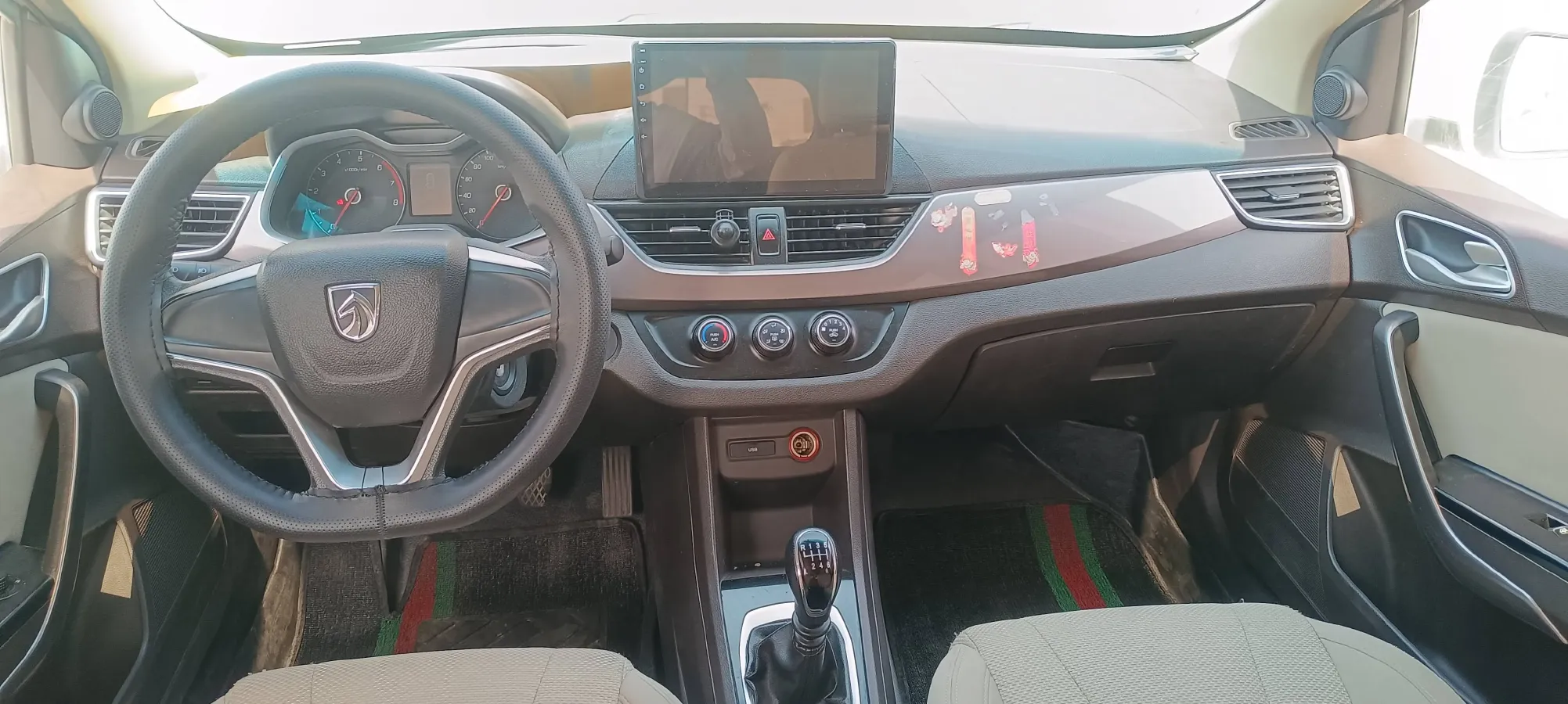 2019 Golden Dragon New Era Sea Lion 2.0L 102HP L4 5MT,autocango,china used car exporter,china ev exporter,chinese used car exporter,chinese used ev exporter