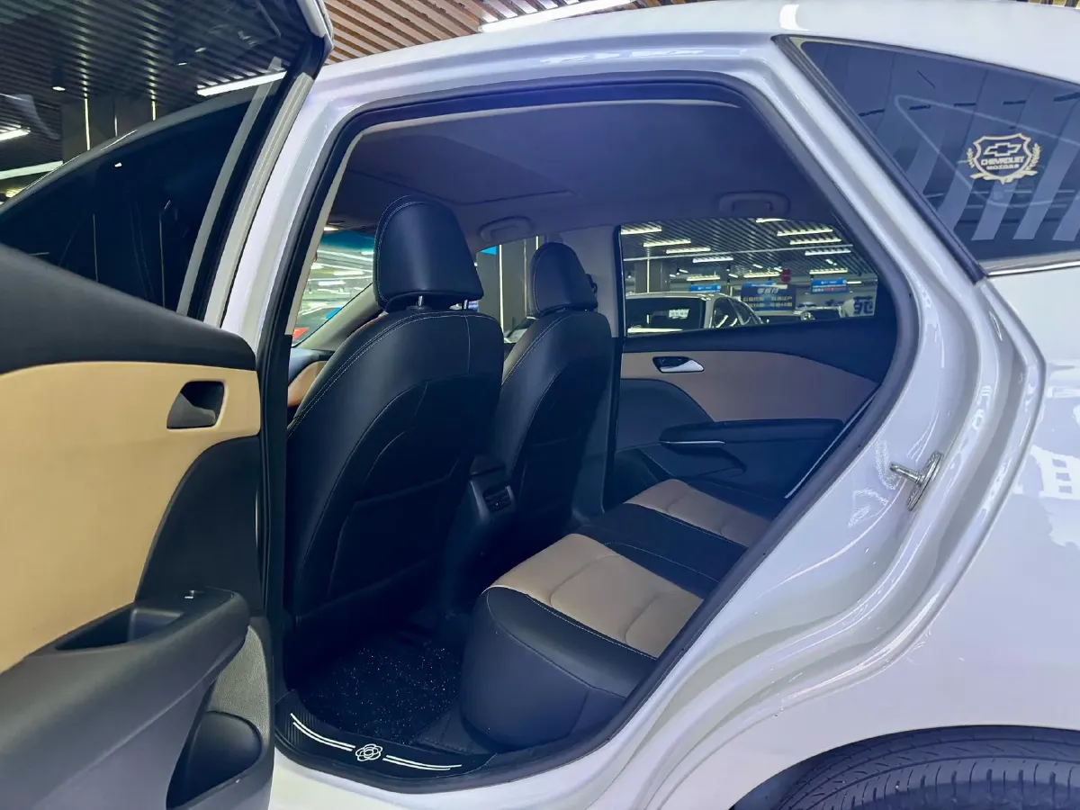 2021 Chevrolet Monza 1.5L 113HP L4 6AT,autocango,china used car exporter,china ev exporter,chinese used car exporter,chinese used ev exporter