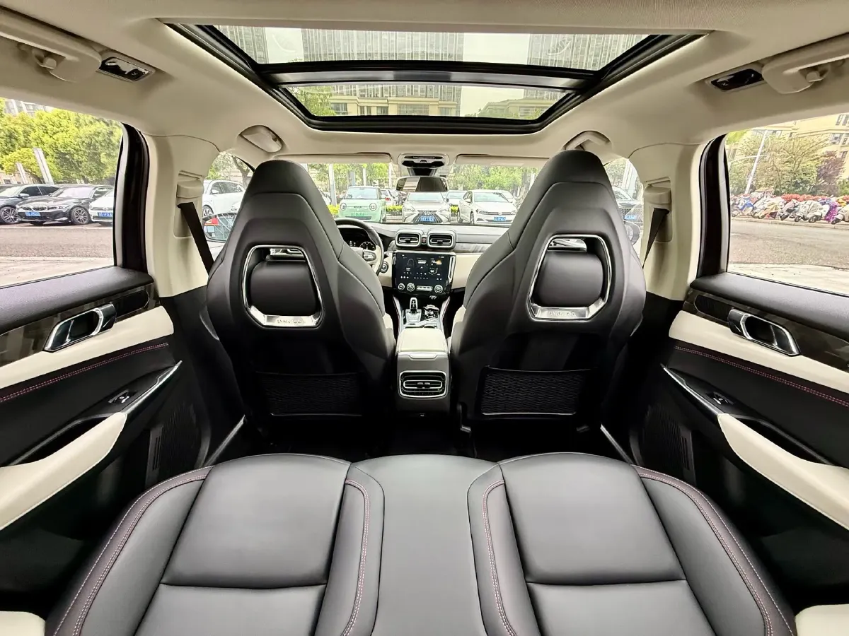 2022 LYNK&CO 02 1.5T 180HP L3 7DCT,autocango,china used car exporter,china ev exporter,chinese used car exporter,chinese used ev exporter