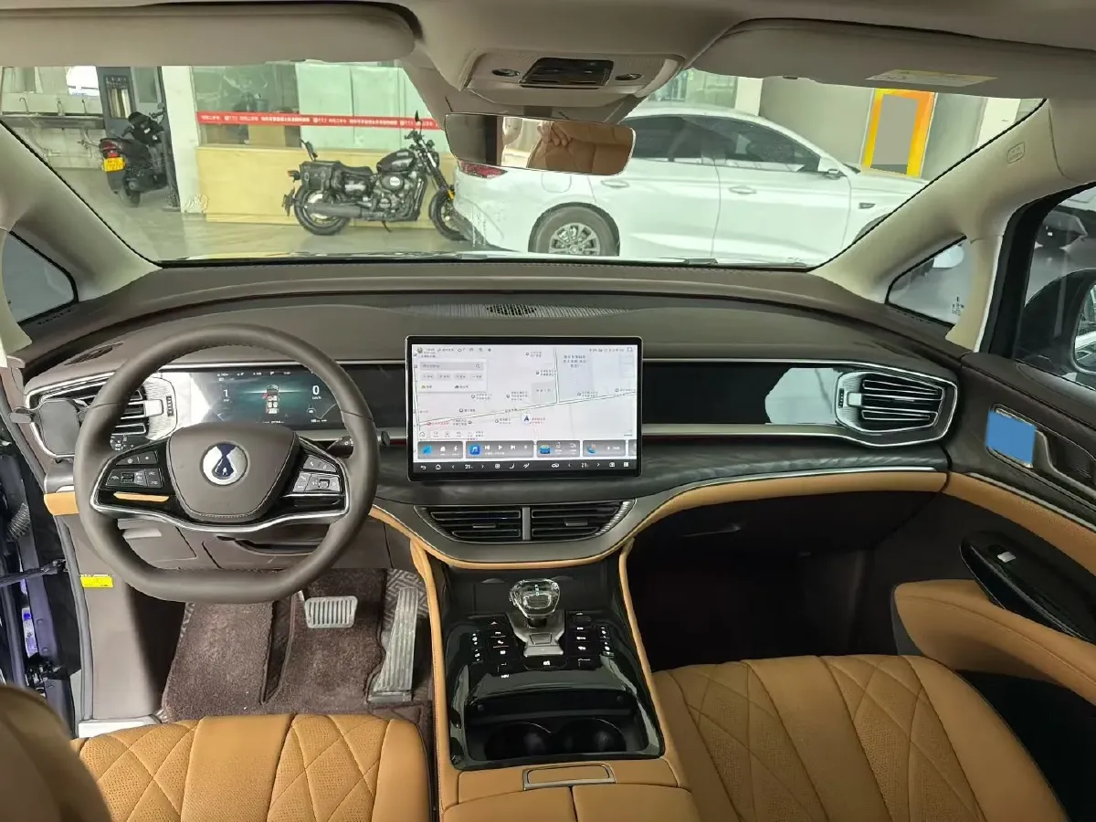 2024 Denza D9 1.5T 139HP L4 E-CVT PHEV 40KWH,autocango,china used car exporter,china ev exporter,chinese used car exporter,chinese used ev exporter