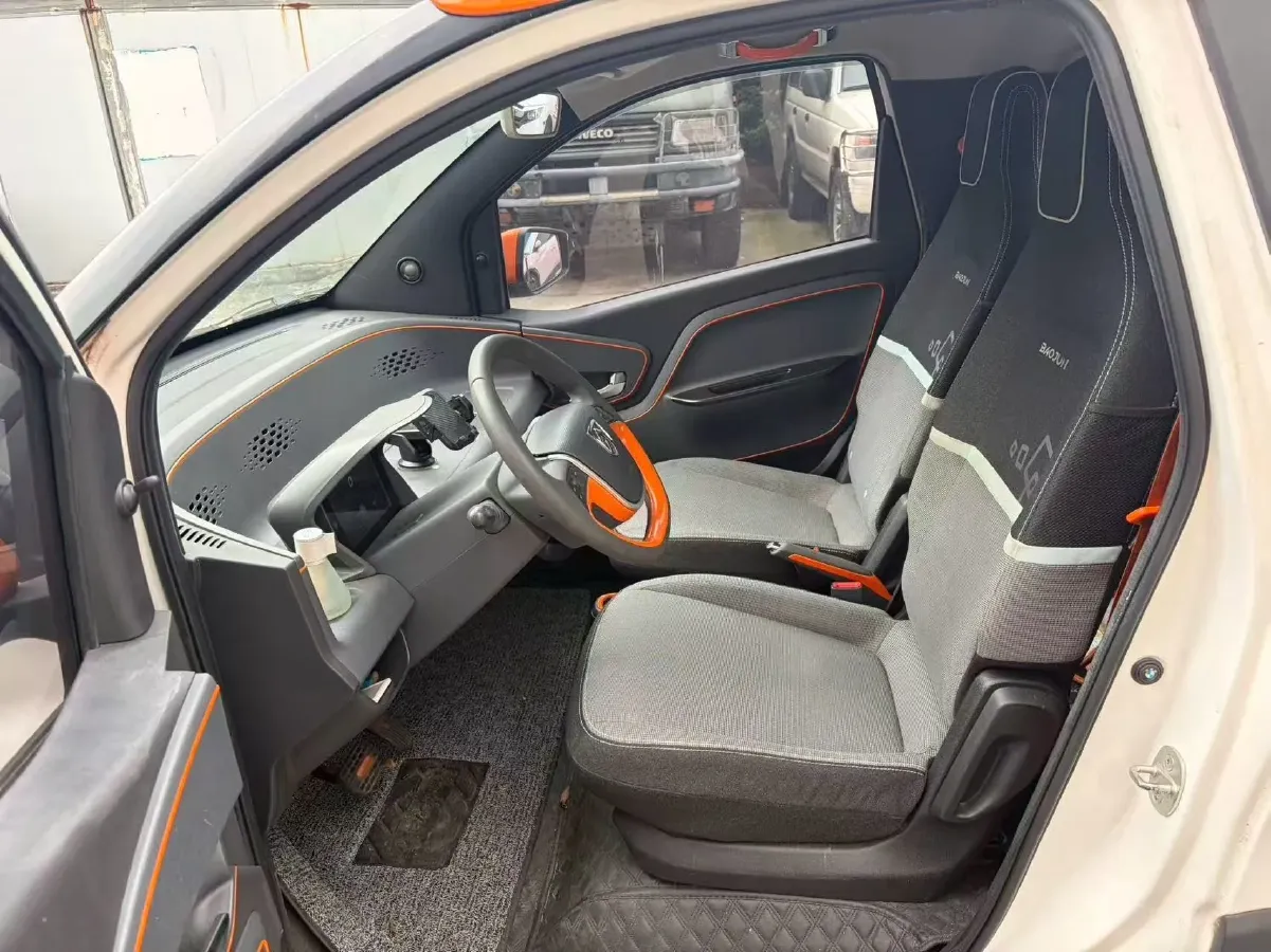 2018 BaoJun E100 BEV 19.2KWH,autocango,china used car exporter,china ev exporter,chinese used car exporter,chinese used ev exporter