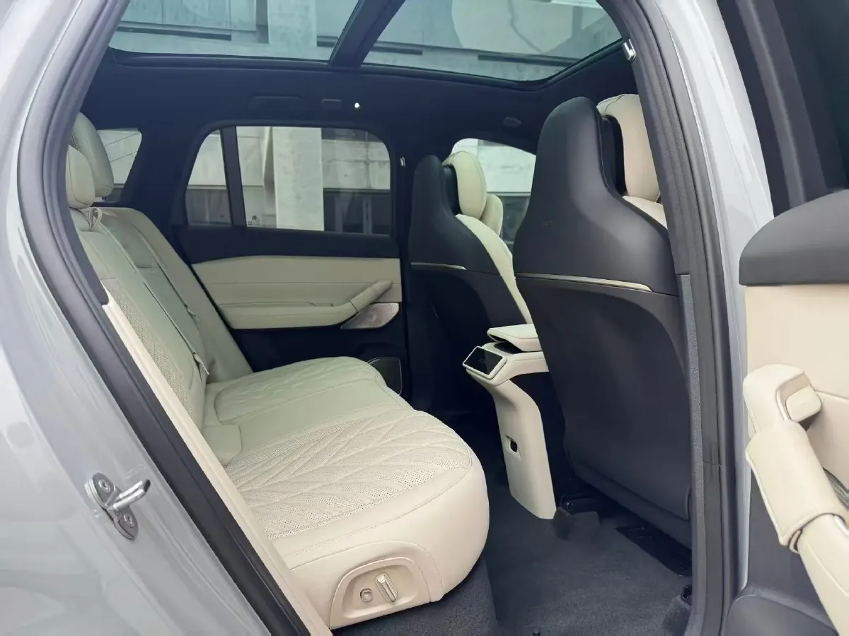 2022 NIO ES6 BEV 75KWH,autocango,china used car exporter,china ev exporter,chinese used car exporter,chinese used ev exporter