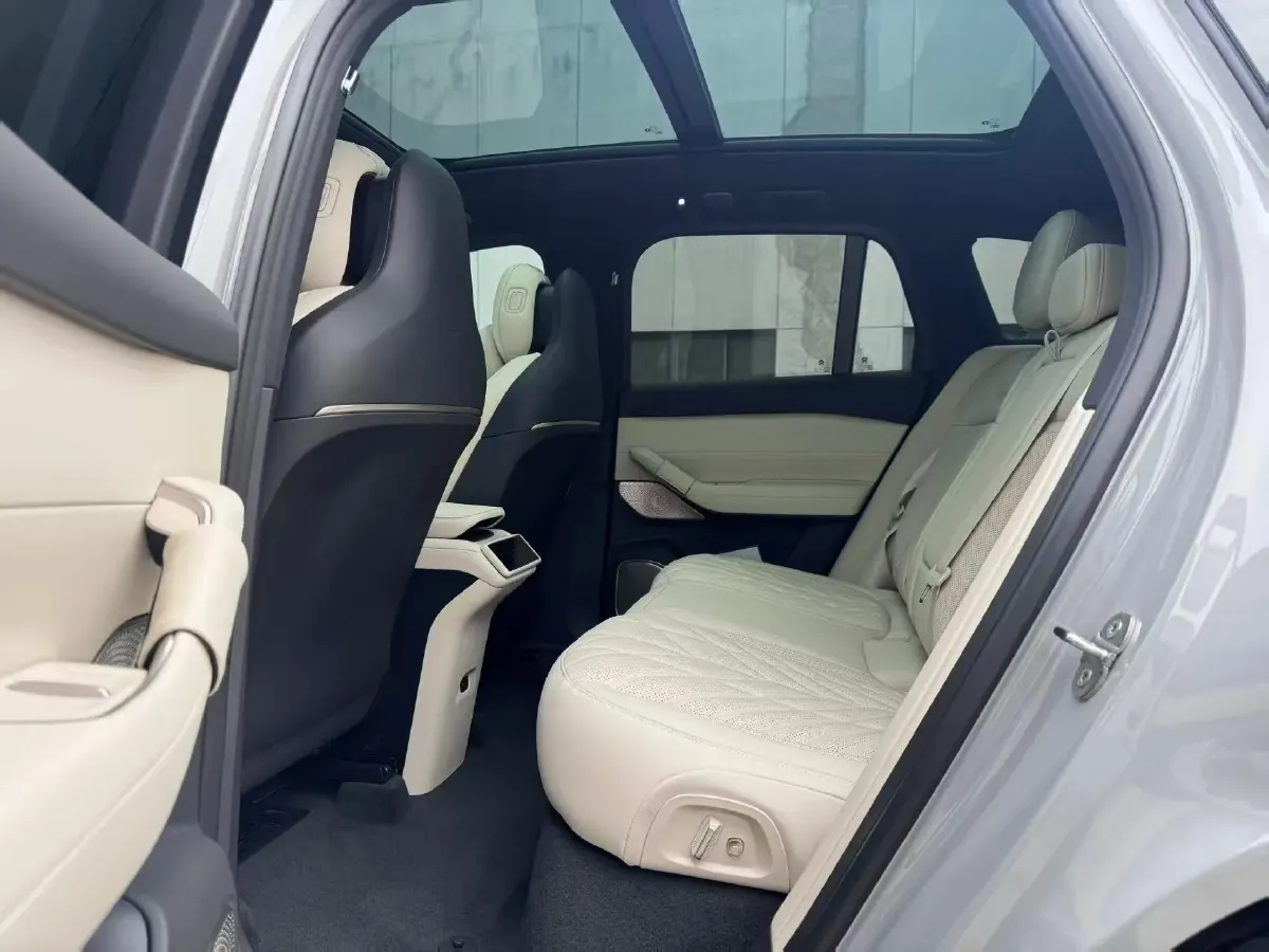 2022 NIO ES6 BEV 75KWH,autocango,china used car exporter,china ev exporter,chinese used car exporter,chinese used ev exporter