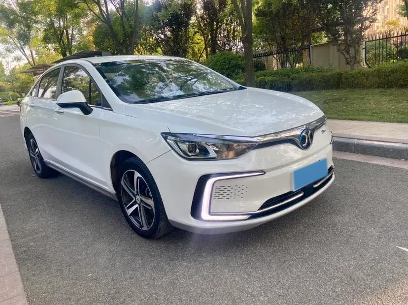 2018 BeiJing Auto EU5 BEV 53.66KWH,autocango,china used car exporter,china ev exporter,chinese used car exporter,chinese used ev exporter