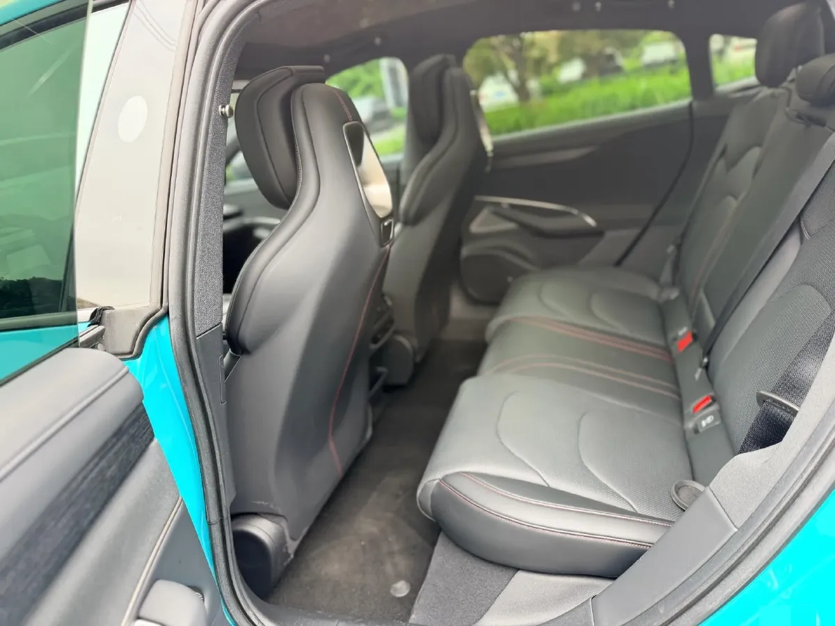 2024 MI SU7 BEV 73.6KWH,autocango,china used car exporter,china ev exporter,chinese used car exporter,chinese used ev exporter