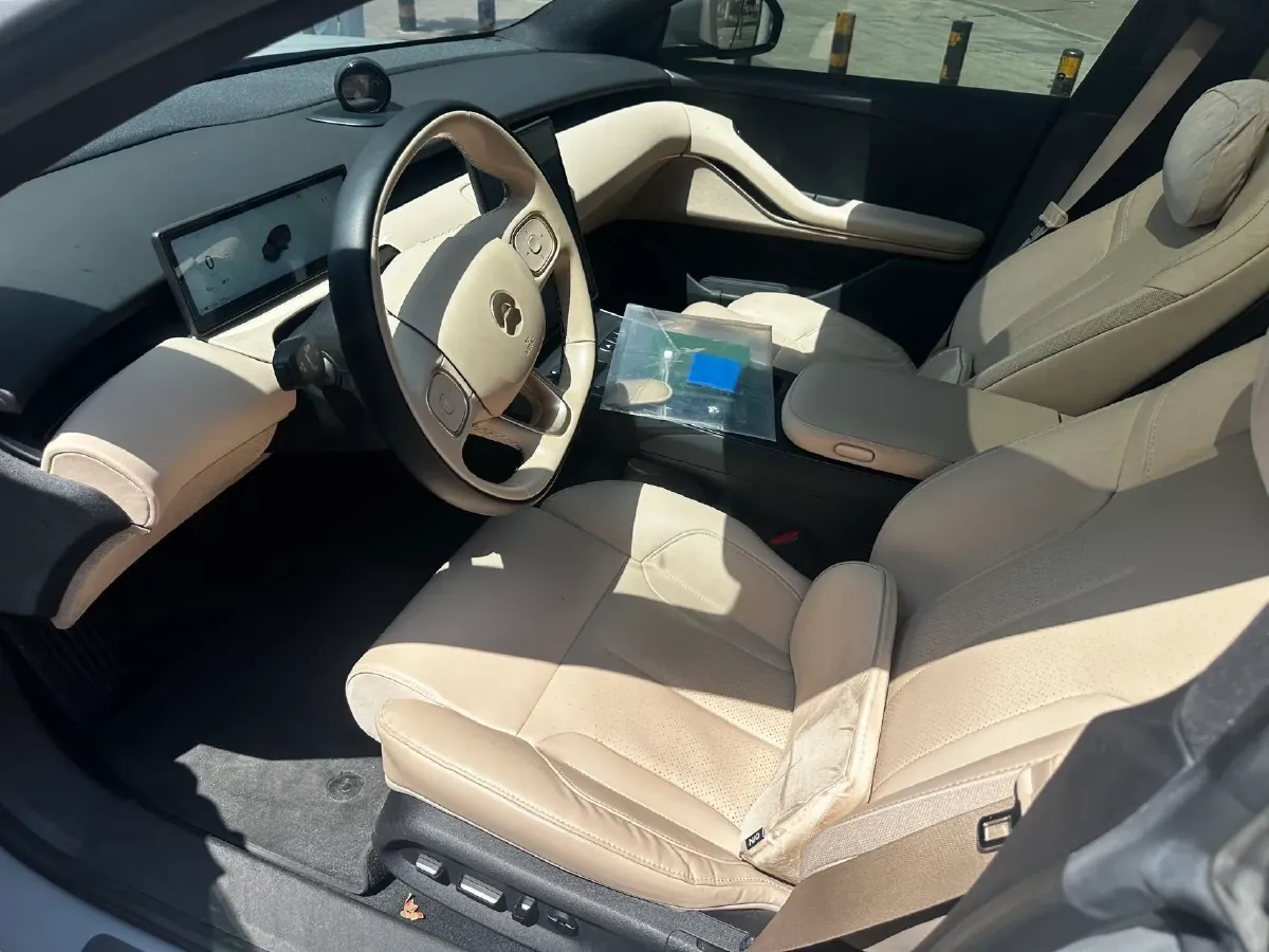 2022 JunTian HeiWuShi Youth 2.0T 203HP L4 6AT,autocango,china used car exporter,china ev exporter,chinese used car exporter,chinese used ev exporter