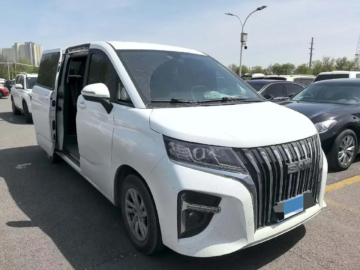 2023 BAW RuiSheng Trump M7 1.6L 124HP L4 5MT,autocango,china used car exporter,china ev exporter,chinese used car exporter,chinese used ev exporter