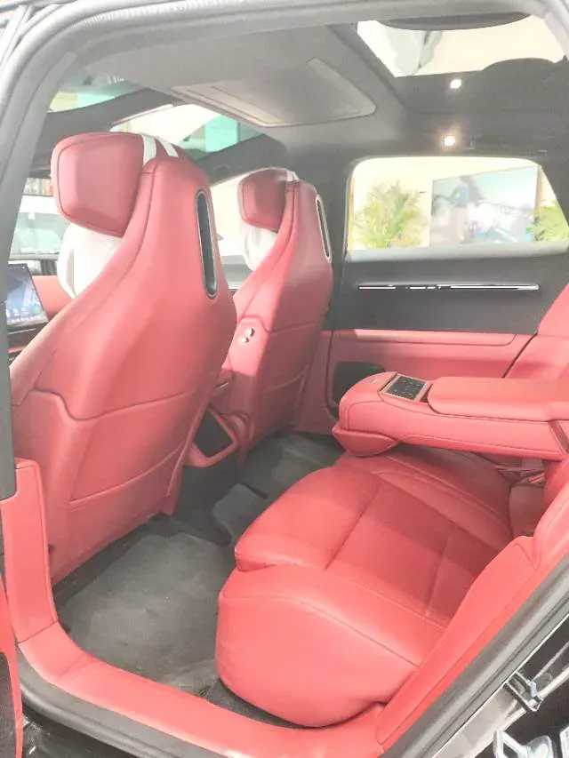 2026 Avatr 12 BEV,autocango,china used car exporter,china ev exporter,chinese used car exporter,chinese used ev exporter