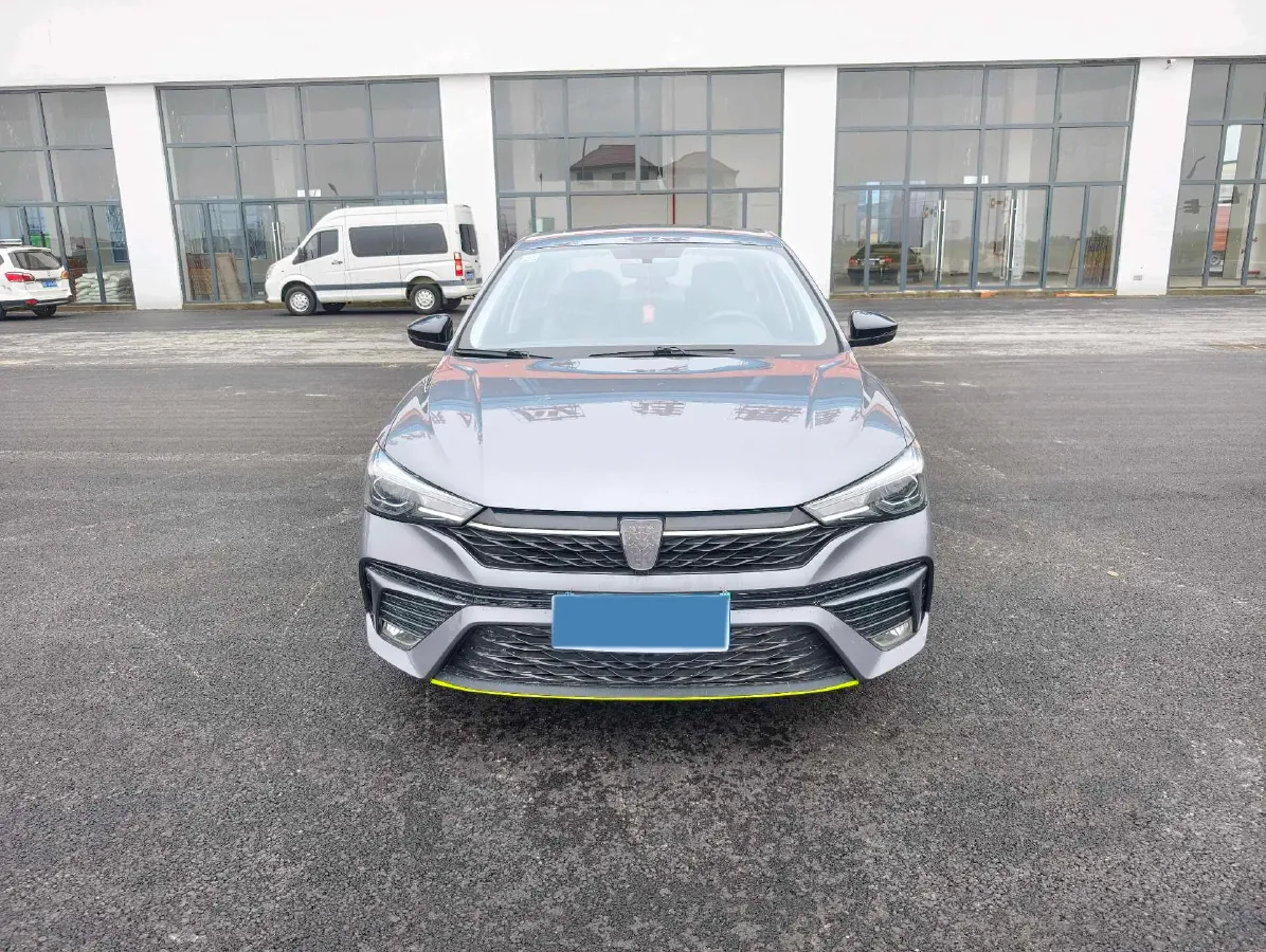 2020 Roewe i5 1.5L 120HP L4 CVT,autocango,china used car exporter,china ev exporter,chinese used car exporter,chinese used ev exporter